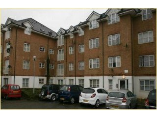 Two bedroom flat for sale 