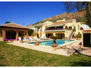 6 bed, 4 bath villa, Javea, Montgo..