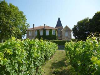 4 bedroom House For Sale: Bordeaux..