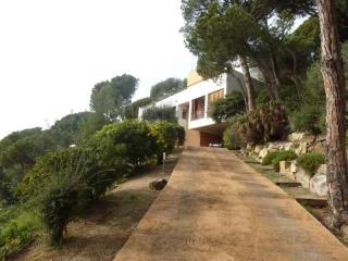 5 bedroom Detached House For Sale:..