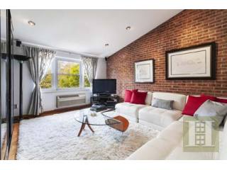 2 bedroom Apartment For Sale: 122..