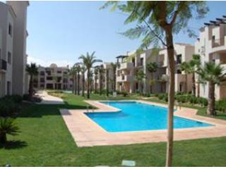 2 bedroom Apartment For Sale: 1st..