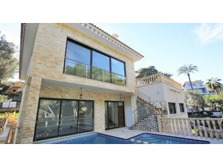 New Luxury Villa Ref: YHISMPC28