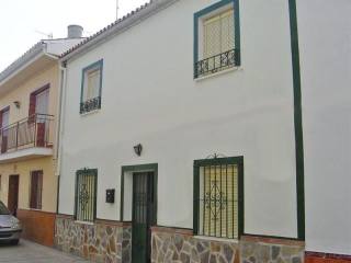 Town House - This townhouse has 2/3..