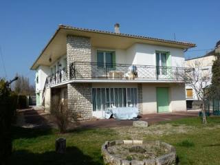Spacious House with 2nd accommodation