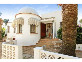 Bungalow with 1 bedroom close to the sea