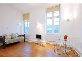 New Riverhead, Rosebery Avenue..