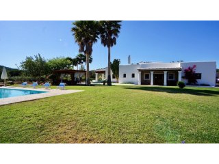 Santa Gertrudis - Santa Eulalia del..