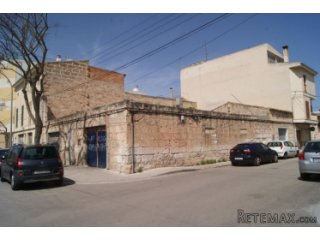 In the district of Sa Torre of the town, Excellent Sandlot..