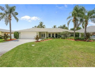 4 bedroom Residence For Sale: Palm..
