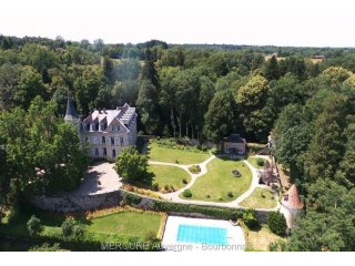 9 bedroom Castle For Sale: 63120..