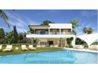 4 Bedrooms - Villa - Malaga - For Sale