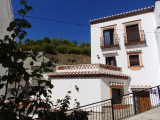 Town House for Sale in Salares 266.000..