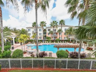 2207 Myrtlewood Circle E, Palm Beach..