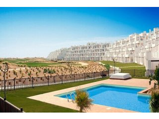 * Beautifully Designed Penthouse..