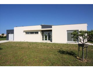 Stylish Modern Villa Just 500m From The..