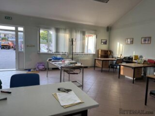 POSLOVNI PROSTOR/ 120 m2/ PARKING - KASTAV