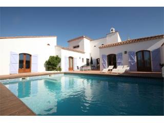 Superbe Villa Avec Piscine, Jardin..