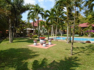 Resort style estate on 4.000 m2 at top..