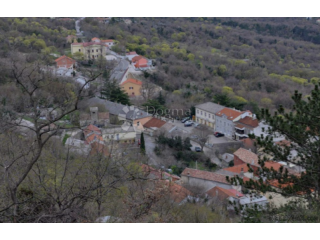 Grižane - atraktivan građevinsko-poljoprivredni teren