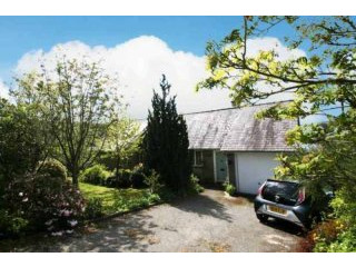 4 bedroom, Detached Bungalow house for..