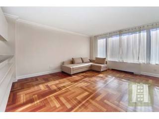 1 bedroom Apartment For Sale: 220..
