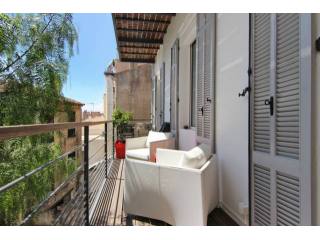 Cannes Banane - South facing 2 bedroom..