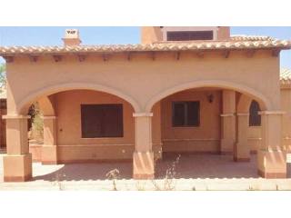 A MODERN 3 BED LARGE APARTMENT