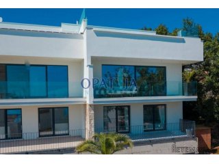 Opatija-Pobri luksuzna villa s bazenom 210 m2