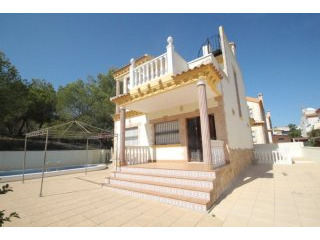3 Bedrooms - Villa - Alicante - For Sale