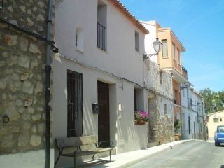 Beautifully reformed four bed..