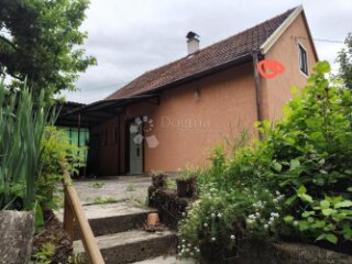 Zagreb - Dankovec - kuća 84 m2 + zemljište 756m2