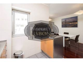 2 Bedrooms - Apartment - LISBON - For..