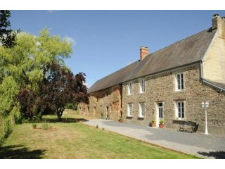 3 Bedroom Farm House For Sale