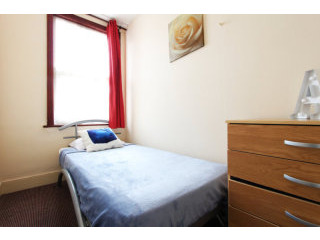Single with single bed near Stratford..