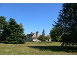 7 bedroom Manor House For Sale: 86100..
