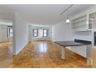 1 bedroom Apartment For Sale: 20 WEST..