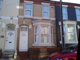 2 bedroom house to rent at Castlewood..