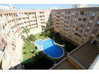 2 BED APARTMENT CLOSE TO TORREVIEJA PORT