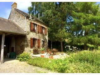 2 Bedroom Detached House For Sale