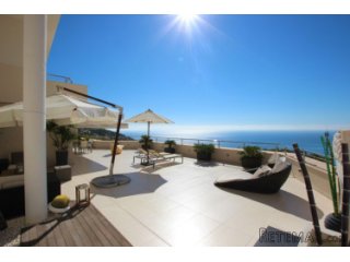 LUXURY APARTMENT WITH HUGE TERRACE!!!!!! Modern style..