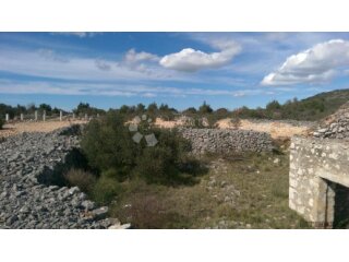 Zemljište sa prekrasnim pogledom na more