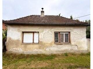 Prodaje se kuća za rušenje - Goričan