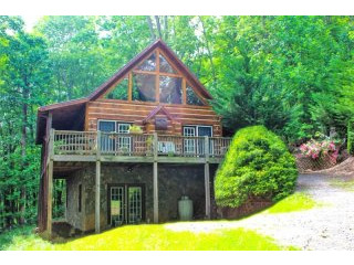 Charming Southern Ashe County Cabin