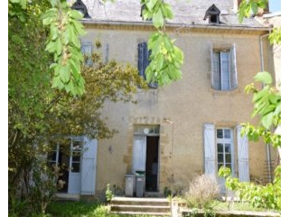Grand old town house for restoration..