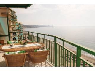APARTMENT FOR SALE IN FUENGIROLA