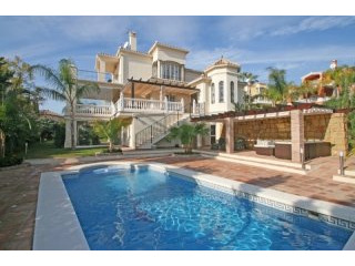 HM3S2813 - Villa For sale in Los..