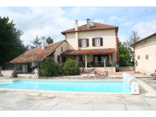 Renovated Maison De Maitre With..