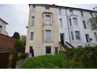 2 bedroom Flat For Sale: Brockhurst..