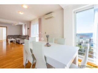 Dvosoban stan /apartman u Crikvenici!